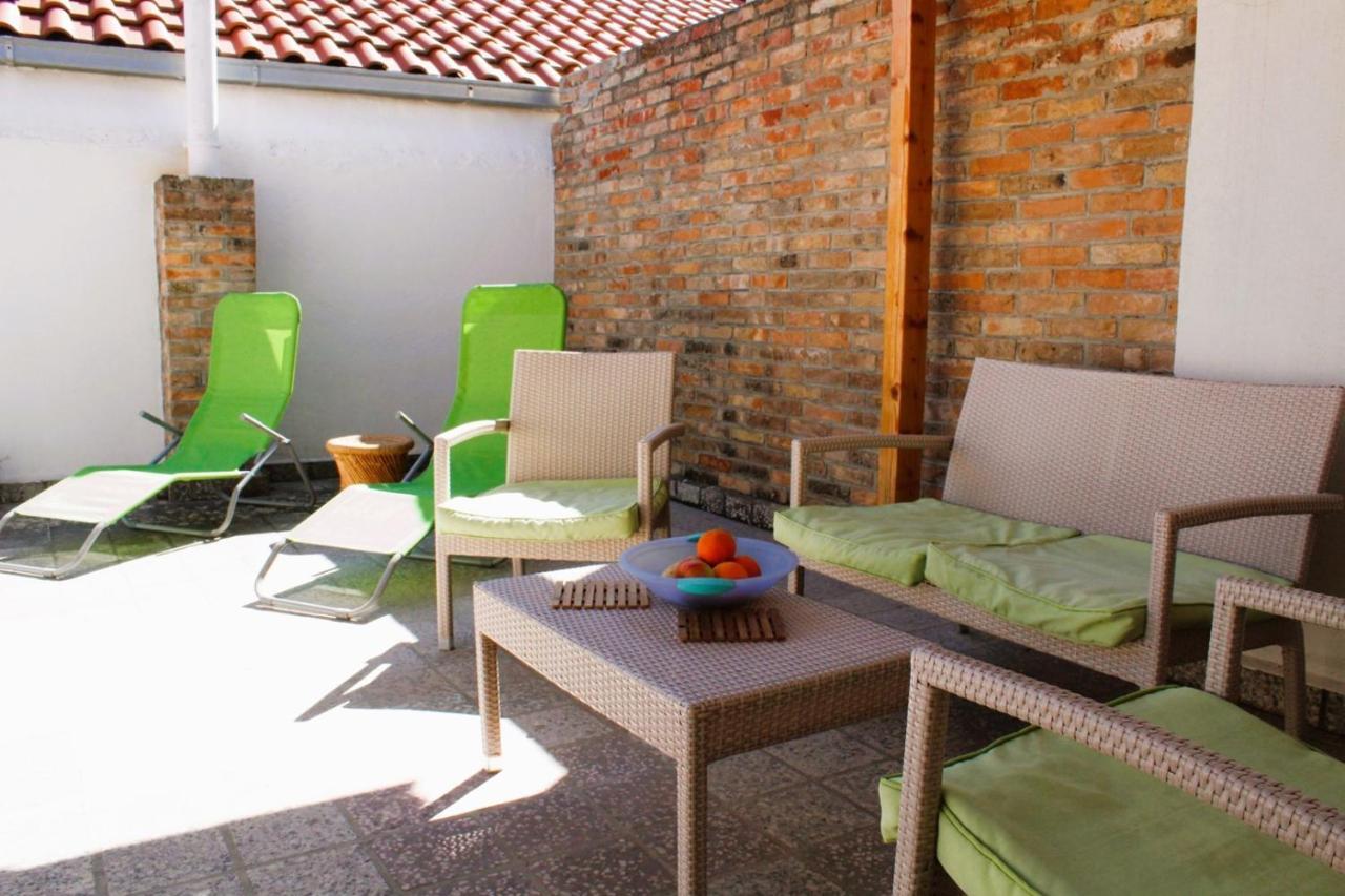 Korzo Rooms & Apartments Vis Extérieur photo